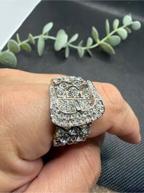 Vintage Style Rhinestone Buckle Statement Ring Silver Tone Stretch Band